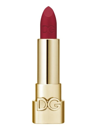 Make a statement with D&G DG Amore 640. The signature luxury matte red lipstick. Intense pigment, velvet finish, and all-day comfort in one swipe.
