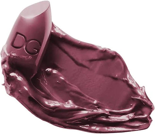 Shop D&G Passionate Dahlia 320. A deep berry-plum matte lipstick for a bold, sophisticated look. Hydrating velvet formula with intense color payoff.