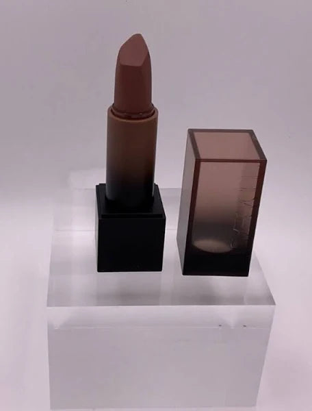 A Soft Taupe-Brown. A subtle, "quiet luxury" brown that isn't too warm or too dark.